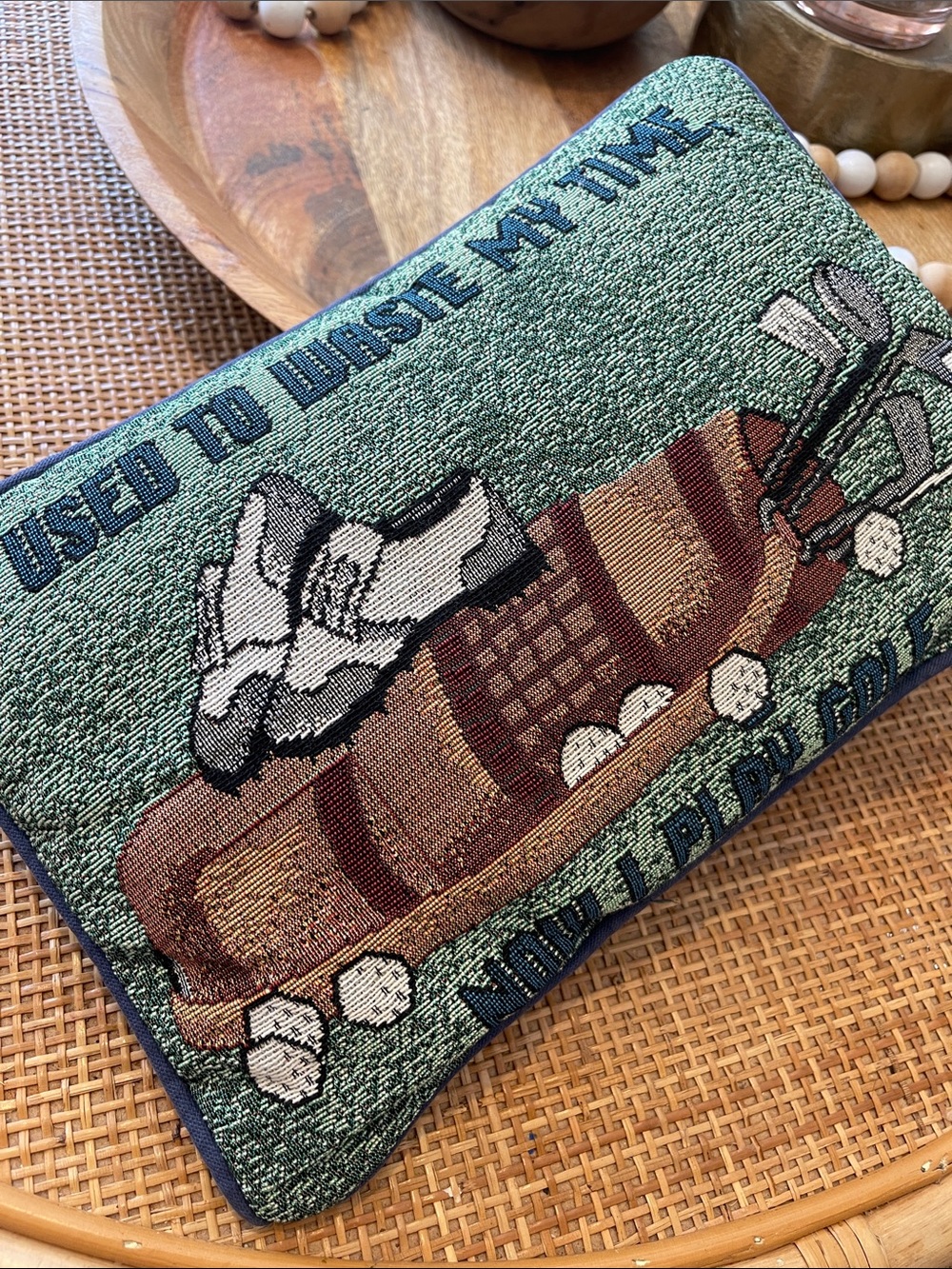 Vintage Tapestry Accent Pillow, Golf theme